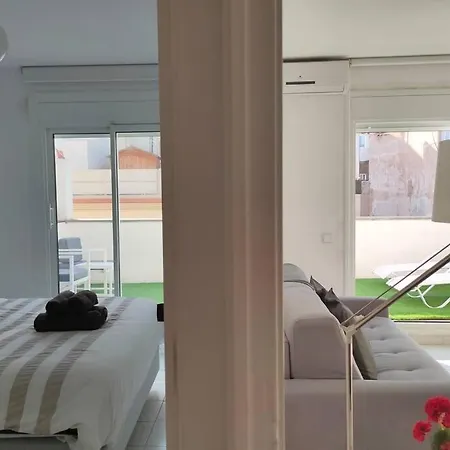 White Penthouse - Atico Para 2 Centro De Apartment Sitges