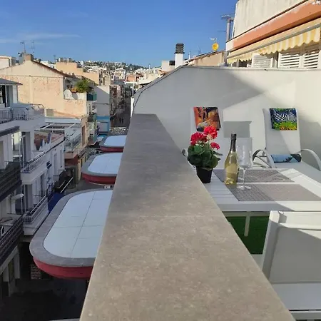 White Penthouse - Atico Para 2 Centro De Сиджес